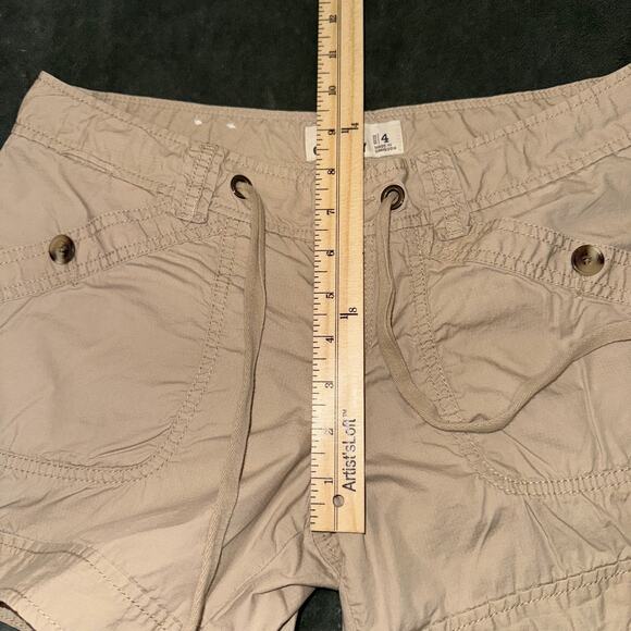 Old Navy Safari Hiking Cargo Shorts Women’s 4 Beige Drawstring 4.5 Inseam - Picture 7 of 7